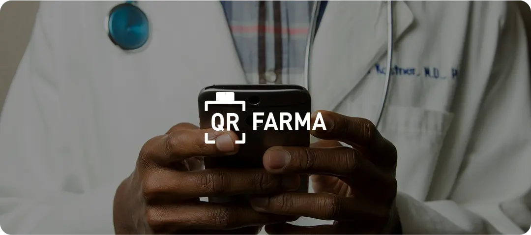 Healthcare professional using QR FARMA app on smartphone